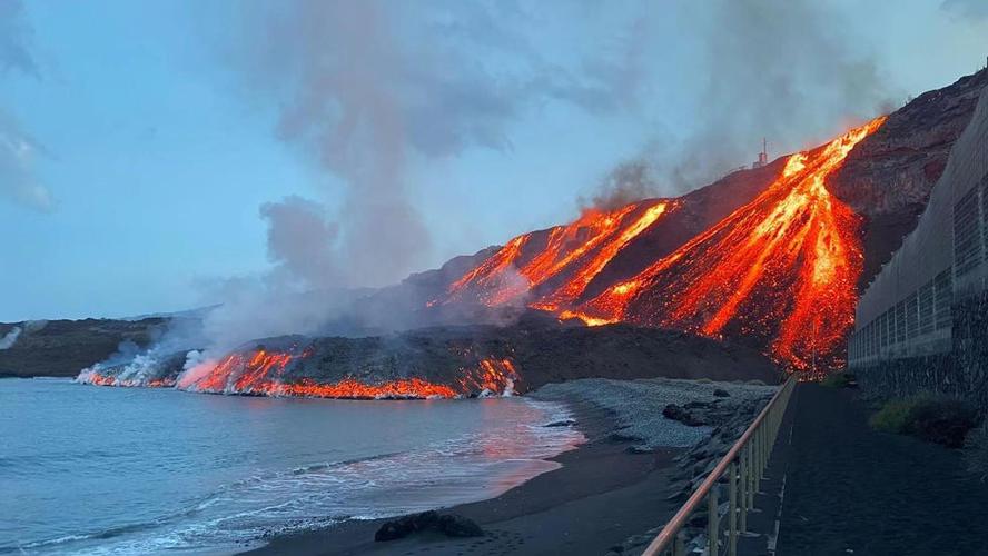 西班牙旅遊地野火,西班牙哪裡(lǐ)有火山