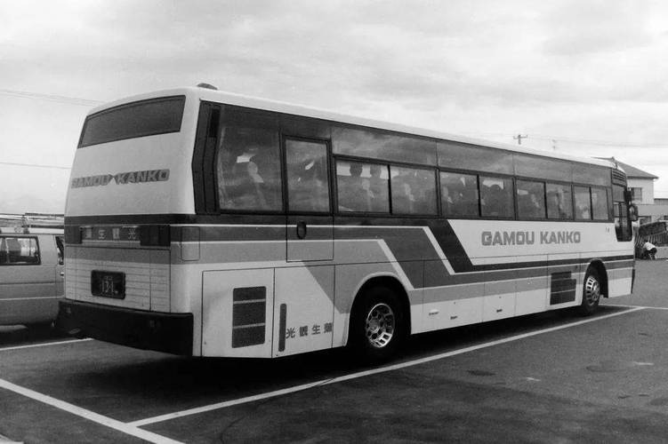 日本三菱豪華旅遊大巴,日本三菱大巴車