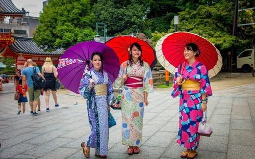 日本人以旅遊爲借口器官移植（日本人旅行）